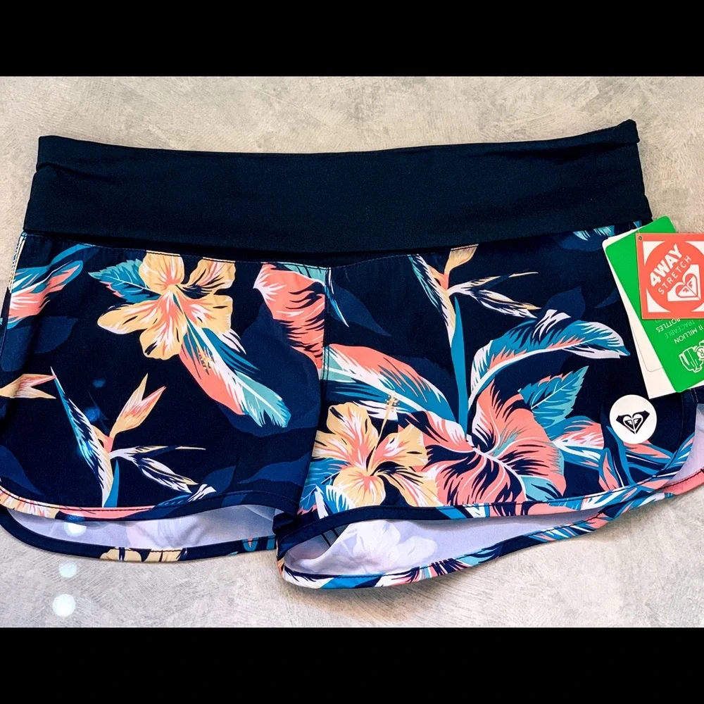 Women’s Roxy Beach Shorts - Picture 1 of 3